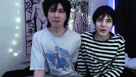 rennuts online show from March 6, 4:49 pm
