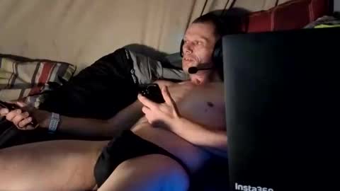 Reno online show from December 3, 5:30 pm