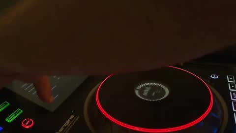 Snapshot of reticuli chatting on September 25, 12:53 am GearPorn online show from September 25, 12:53 am