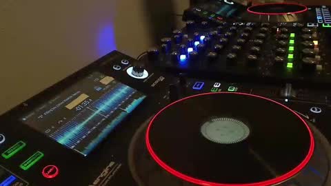 Snapshot of reticuli chatting on October 5, 1:42 am GearPorn online show from October 5, 1:42 am