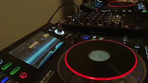 Snapshot of reticuli chatting on October 11, 12:58 am GearPorn online show from October 11, 12:58 am