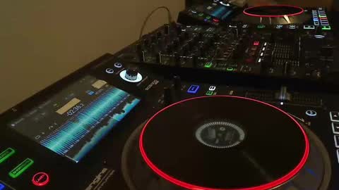 Snapshot of reticuli chatting on September 29, 12:42 am GearPorn online show from September 29, 12:42 am
