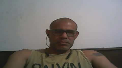 Snapshot of retlam37 chatting on February 2, 3:49 pm Walter online show from February 2, 3:49 pm