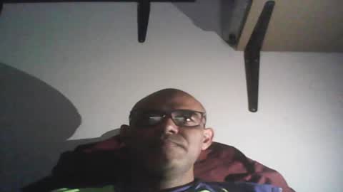Snapshot of retlam37 chatting on January 13, 5:33 am Walter online show from January 13, 5:33 am