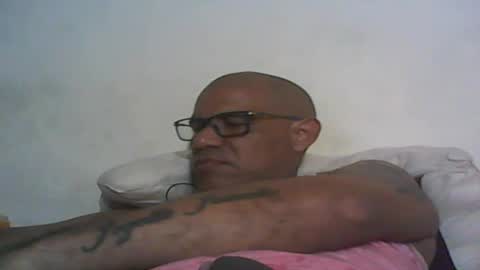 Snapshot of retlam37 chatting on February 14, 7:07 am Walter online show from February 14, 7:07 am