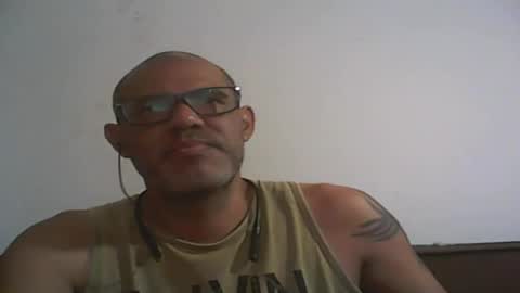 Snapshot of retlam37 chatting on January 17, 6:14 pm Walter online show from January 17, 6:14 pm