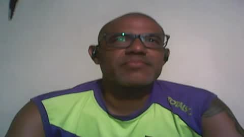 Snapshot of retlam37 chatting on March 4, 5:32 am Walter online show from March 4, 5:32 am