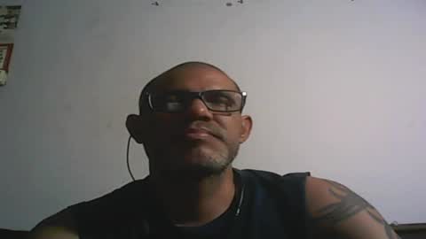 Snapshot of retlam37 chatting on February 5, 7:07 am Walter online show from February 5, 7:07 am