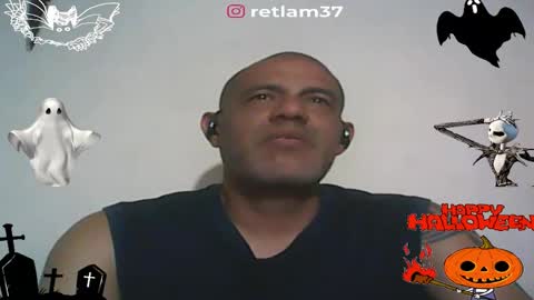 Snapshot of retlam37 chatting on October 21, 3:42 am Walter online show from October 21, 3:42 am