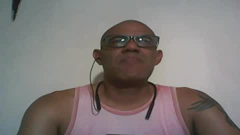 Snapshot of retlam37 chatting on January 4, 4:01 am Walter online show from January 4, 4:01 am