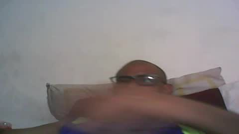 Snapshot of retlam37 chatting on February 8, 10:51 pm Walter online show from February 8, 10:51 pm