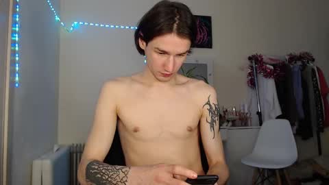 Snapshot of rexxx_erection chatting on January 10, 7:46 am Eugene online show from January 10, 7:46 am