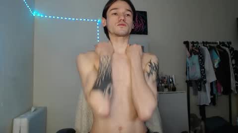 Snapshot of rexxx_erection chatting on February 15, 10:32 pm Eugene online show from February 15, 10:32 pm