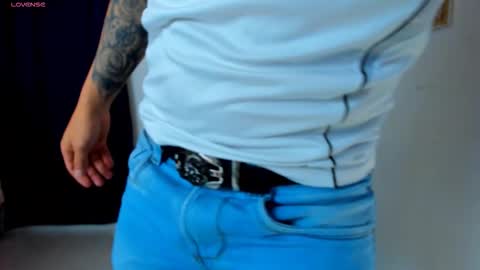 reymasterhot online show from March 17, 10:23 pm