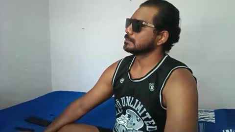 reydiaz665636 online show from April 19, 12:32 am