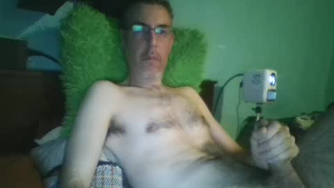 Snapshot of reyes_albert2006 chatting on February 10, 4:52 am reyes_albert2006 online show from February 10, 4:52 am