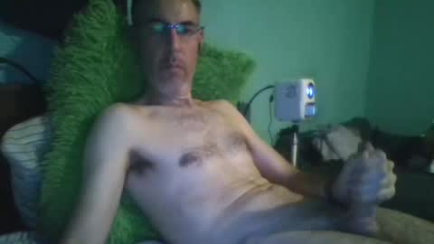 Snapshot of reyes_albert2006 chatting on September 16, 11:00 am reyes_albert2006 online show from September 16, 11:00 am