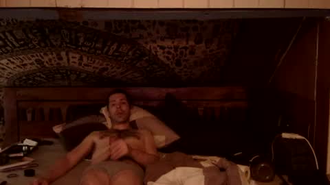 rhumgom40 online show from December 19, 1:24 am