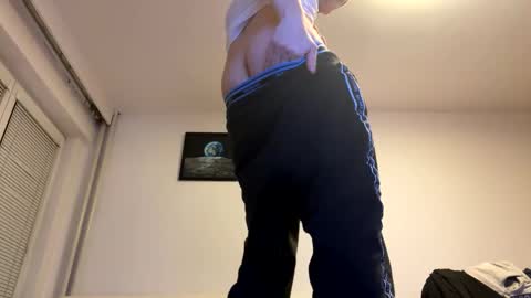 Snapshot of ricciardio chatting on December 11, 9:33 pm ricciardio online show from December 11, 9:33 pm
