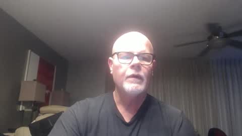 rich32937 online show from May 3, 7:05 pm