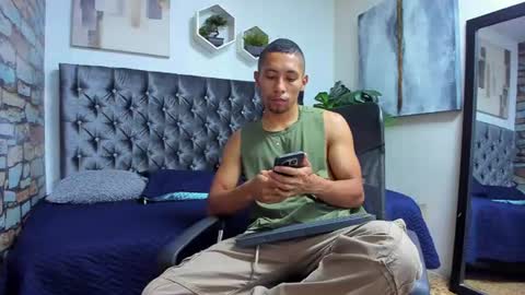 richar_voller online show from June 26, 11:35 am