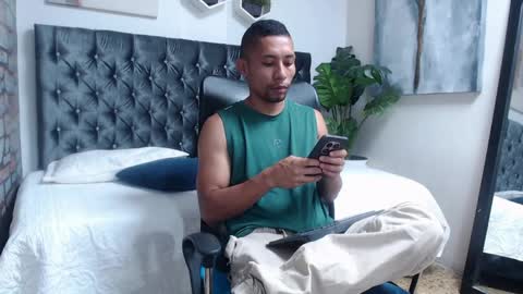 richar_voller online show from April 27, 11:18 am