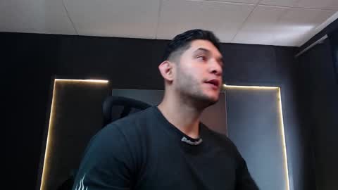 Snapshot of richard_milleer chatting on September 19, 1:44 pm Ricardo online show from September 19, 1:44 pm