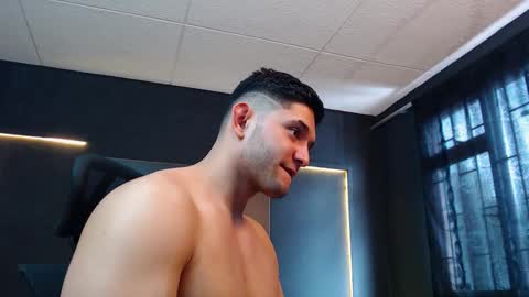 Snapshot of richard_milleer chatting on October 2, 2:10 pm Ricardo online show from October 2, 2:10 pm