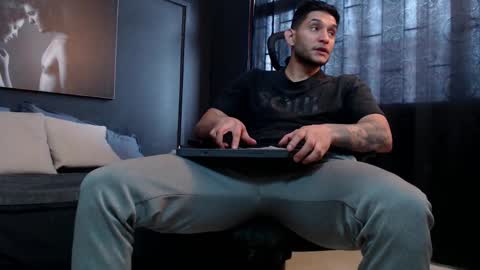 Ricardo online show from November 26, 2:31 pm