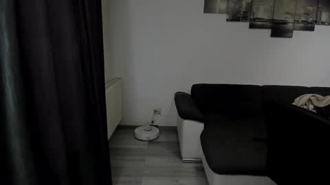 RichardDarell online show from March 10, 7:03 am