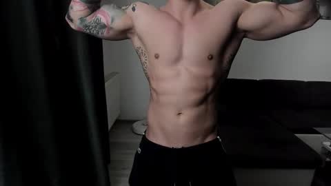 RichardDarell online show from December 17, 5:58 am