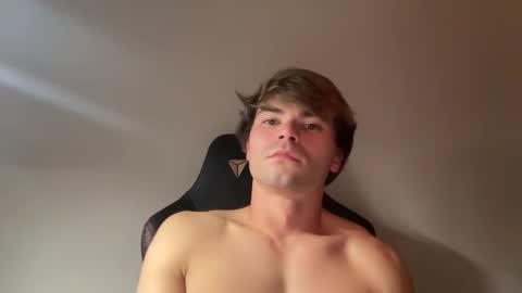 Snapshot of richardhard3 chatting on October 11, 2:48 am richardhard3 online show from October 11, 2:48 am