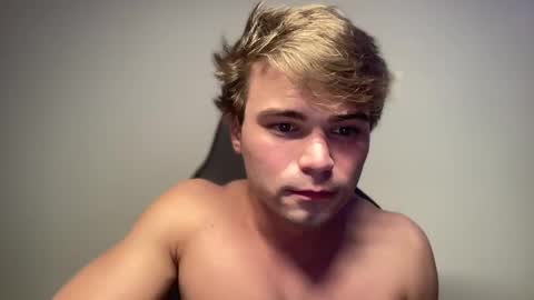 Snapshot of richardhard3 chatting on January 5, 1:03 am richardhard3 online show from January 5, 1:03 am
