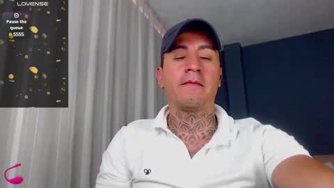 Snapshot of richi_grubby chatting on January 30, 7:04 pm David online show from January 30, 7:04 pm