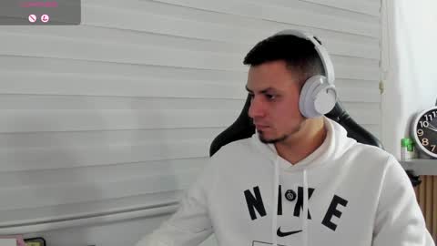  Rick Diesel  online show from April 11, 7:45 am