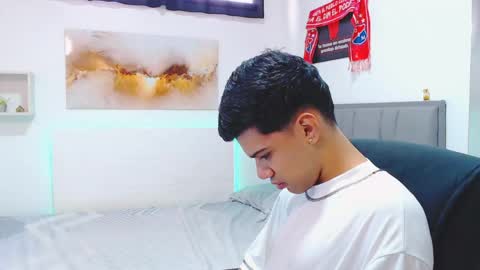 Ricki online show from April 13, 6:30 pm