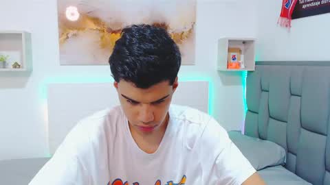 Ricki online show from April 24, 6:54 pm