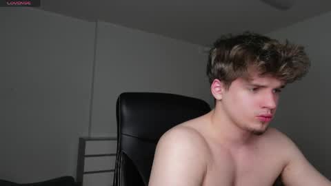 RICKY BECKO online show from April 12, 7:48 pm