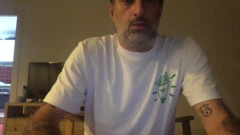 ricky online show from February 3, 6:22 am