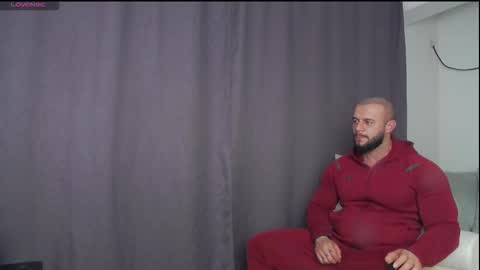 Snapshot of rickymiami1 chatting on November 1, 5:39 pm rickymiami1 online show from November 1, 5:39 pm