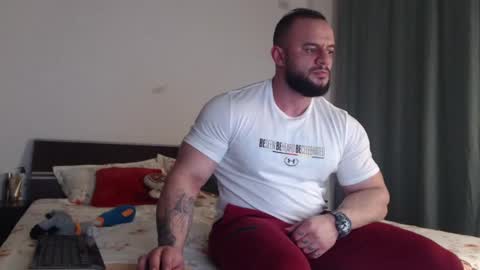 Snapshot of rickymiami1 chatting on February 3, 7:31 pm rickymiami1 online show from February 3, 7:31 pm