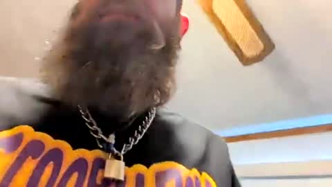 rickymort420 online show from June 12, 9:01 pm