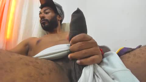 Snapshot of rickywittle chatting on December 24, 5:55 pm Ricky online show from December 24, 5:55 pm