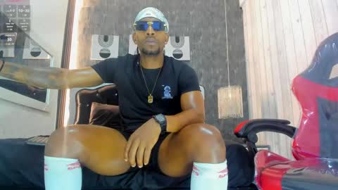 Snapshot of ricobrown777 chatting on January 30, 3:33 am RicoBrowm online show from January 30, 3:33 am