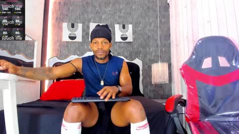 Snapshot of ricobrown777 chatting on January 19, 3:29 am RicoBrowm online show from January 19, 3:29 am