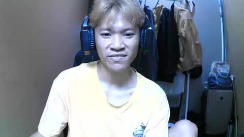 Snapshot of riiichie12 chatting on October 10, 6:51 am riiichie12 online show from October 10, 6:51 am