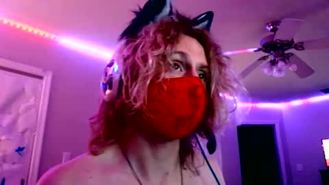 TheRealCatNoir online show from June 7, 7:59 am