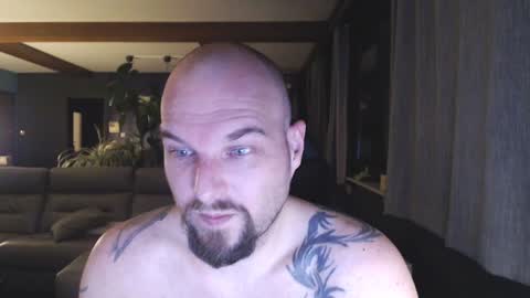 Jack online show from December 3, 5:01 pm