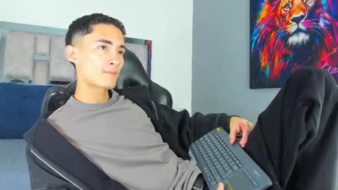 Ritchie Alameda online show from October 30, 11:22 am