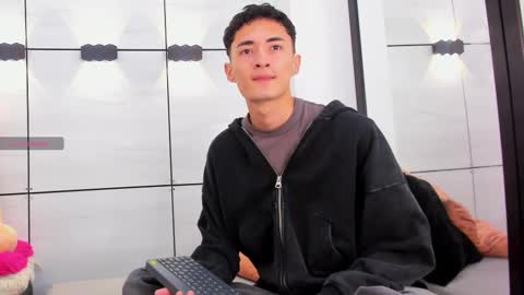 Snapshot of ritchie_alameda chatting on September 18, 11:23 am Ritchie Alameda online show from September 18, 11:23 am